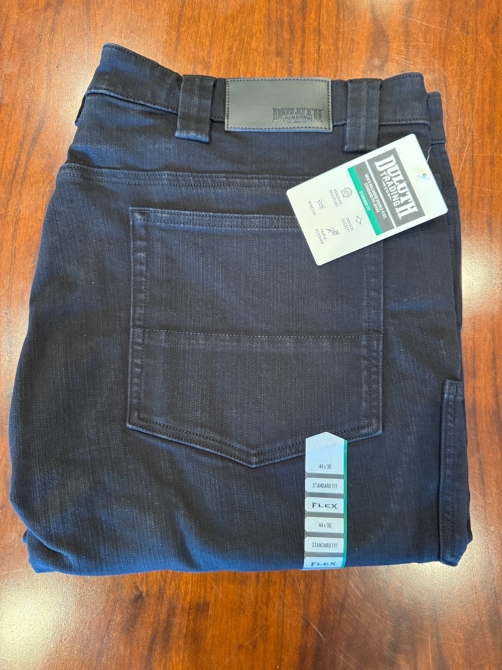 NWT Men’s Duluth Trading Co Black Short-Sleeve Tee - Packaged